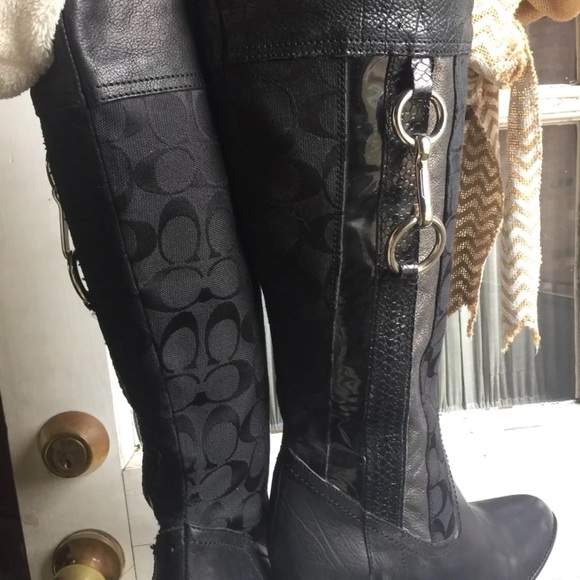 Signature Coach Boots - Picture 1 of 5
